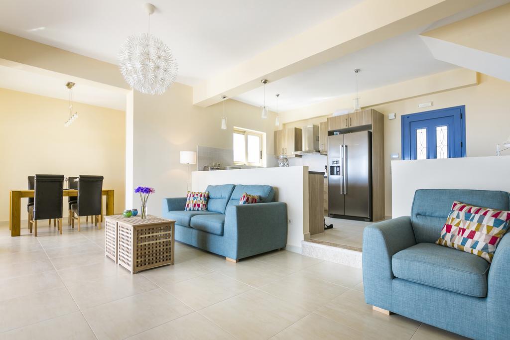 Unique Villa Ratzakli Ratzaklíon Kamer foto